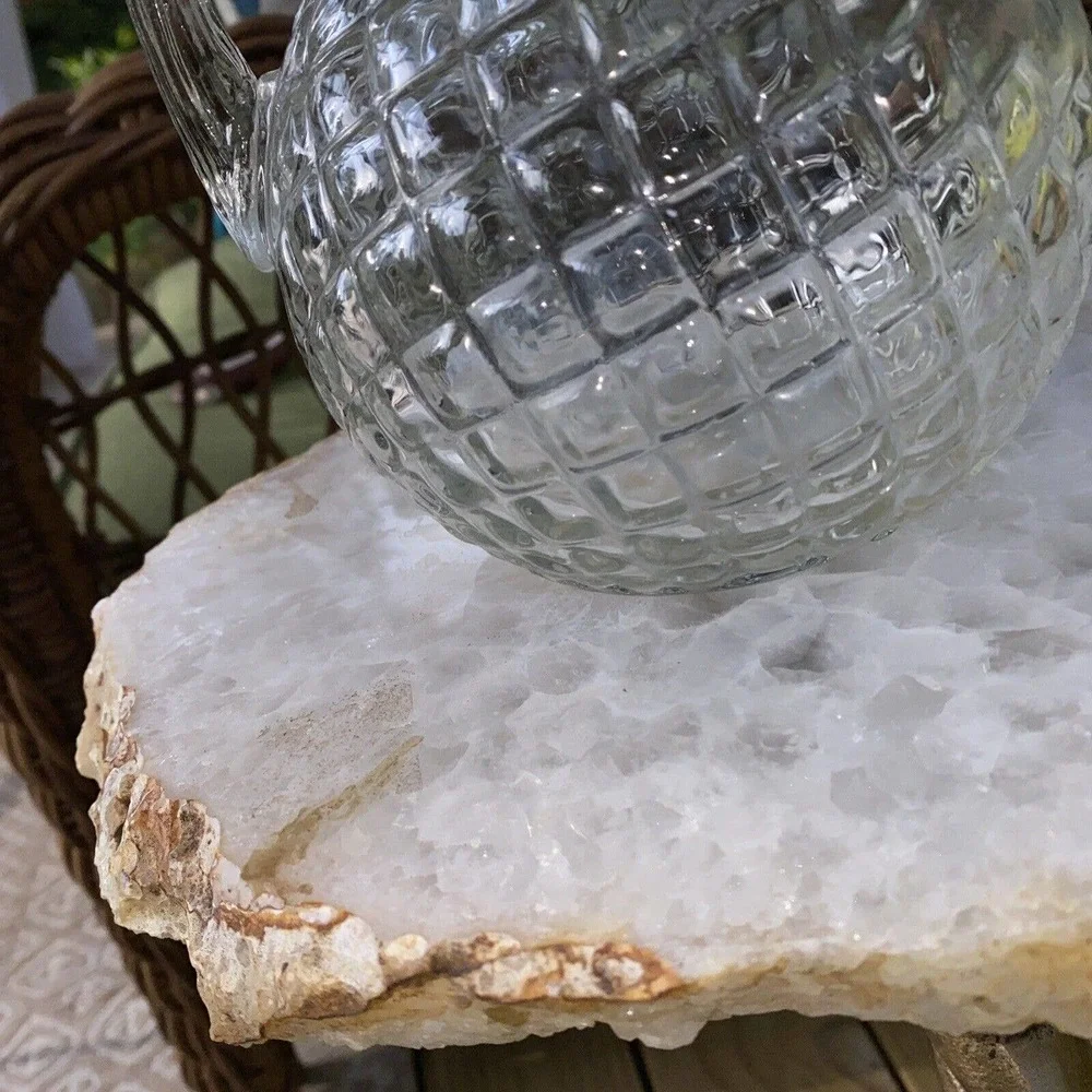 Diamond Pineapple Waffle Clear Tilted Ball Pitcher W/ Ice Lip‎ Ribbed Handle